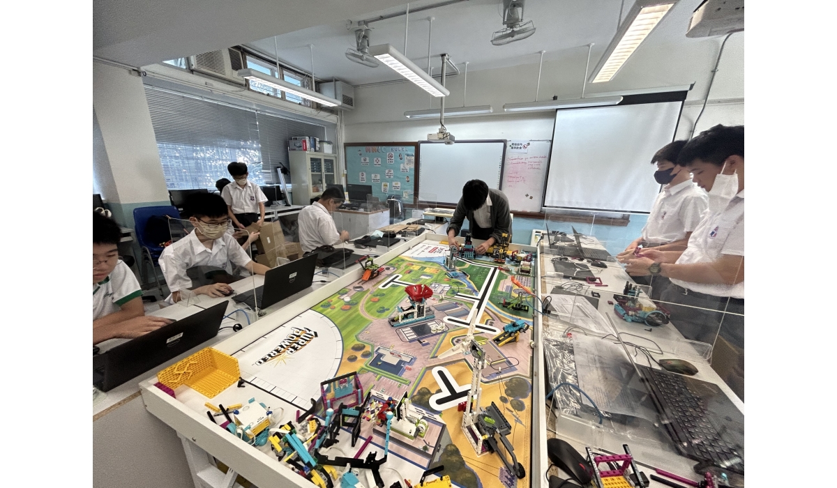 5A2EFC54-3917-4C9A-9A98-8E3F652FF4B7